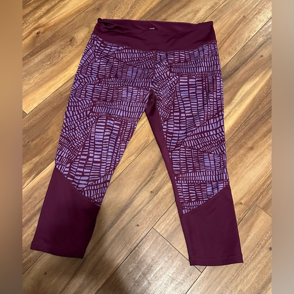 Zella Cropped Leggings Size Large - Picture 1 of 3